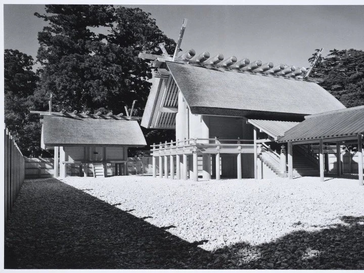 Slide: Ise shrine buildings in black and white.